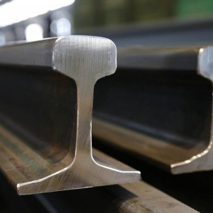 Рельс железнодорожный РП50 152х25000 мм 66 см2 углеродистая сталь 76Т ГОСТ Р 51045-97 в наличии в Ростове-на-Дону